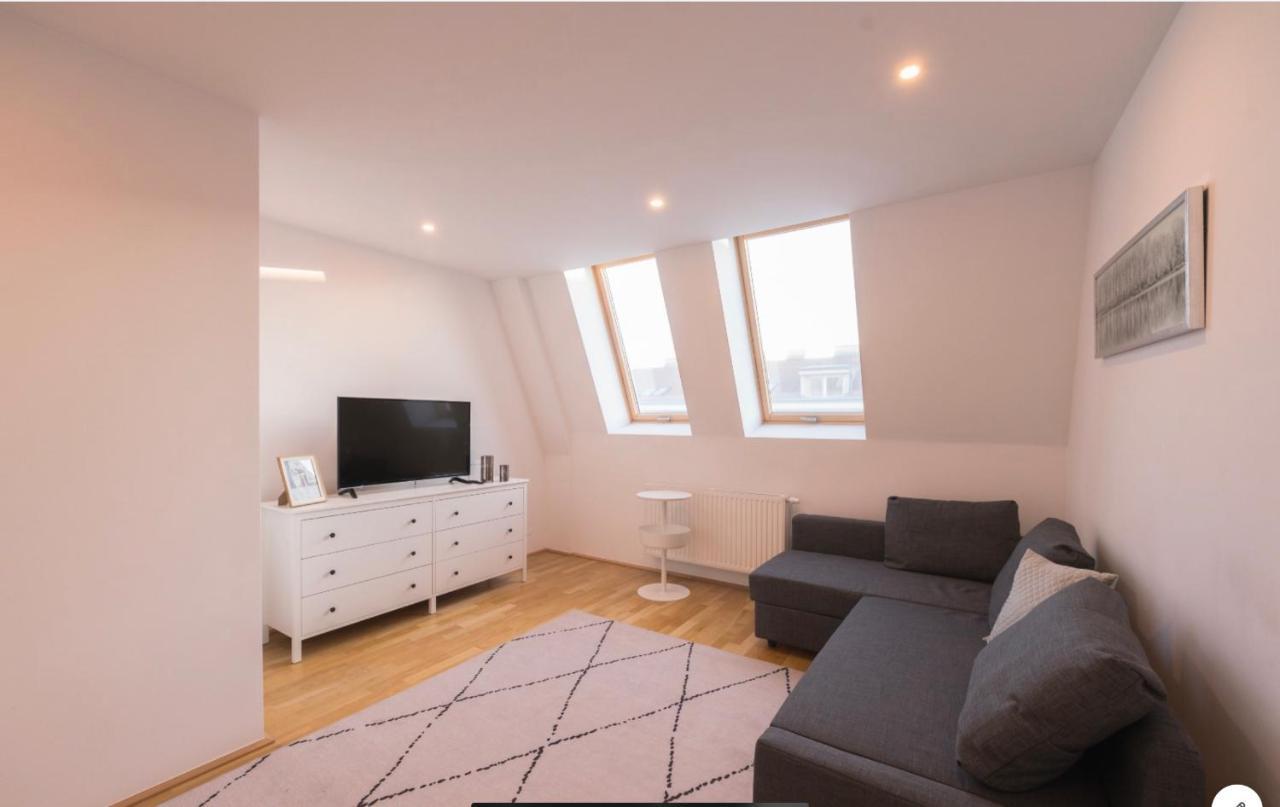 Apartamento Sunny Penthouse L Dg1'14 Viena Exterior foto